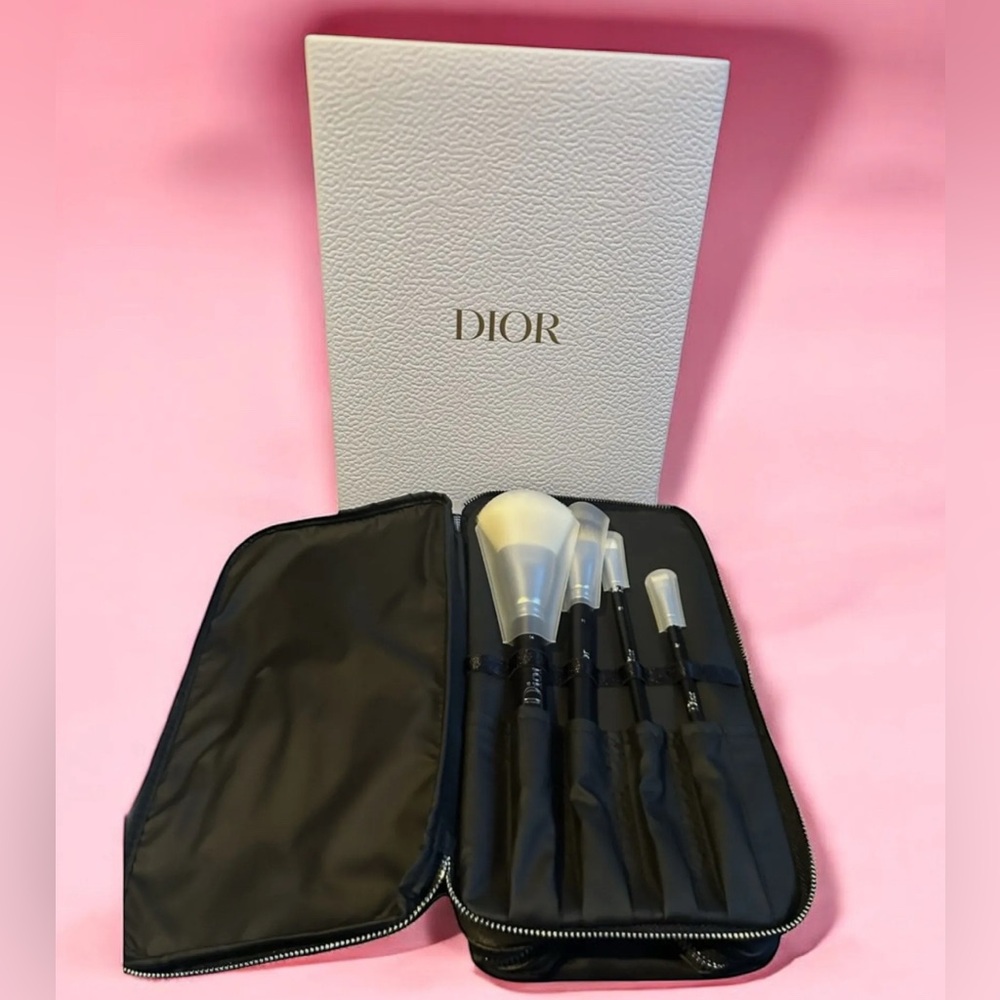 NIB DIOR Backstage VIP Gift Make up Brush Set Travel Vanity Case Bag Pouch